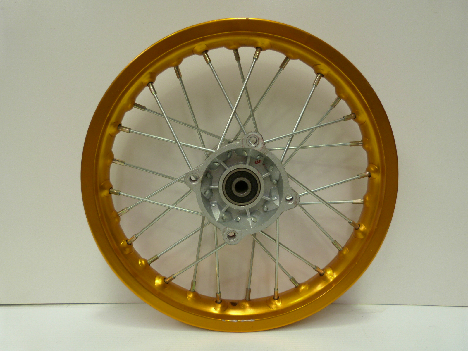 DB125 front wheel (2)