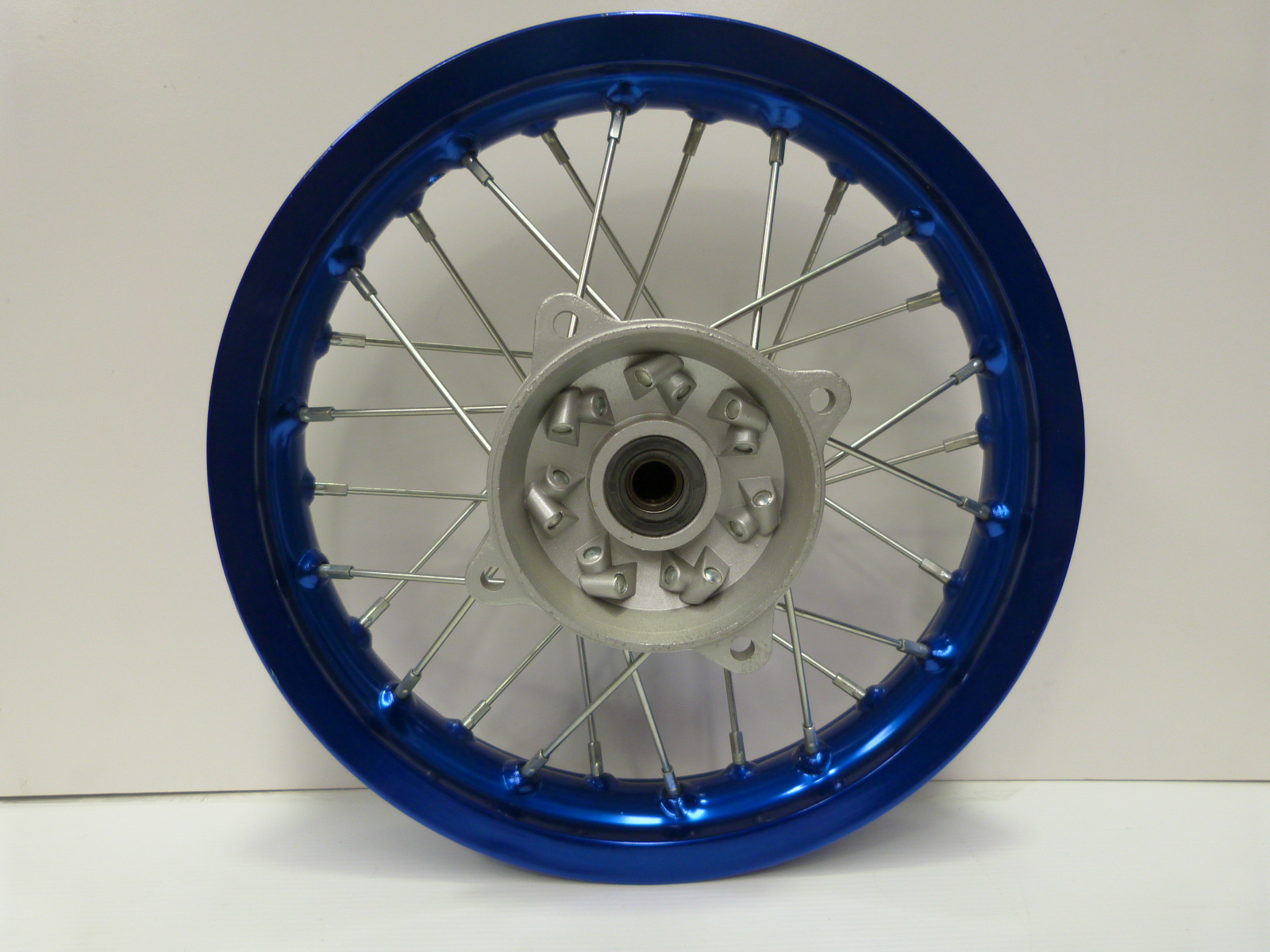 XB80  rear wheel blue (2)